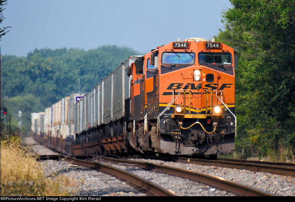 BNSF 7546